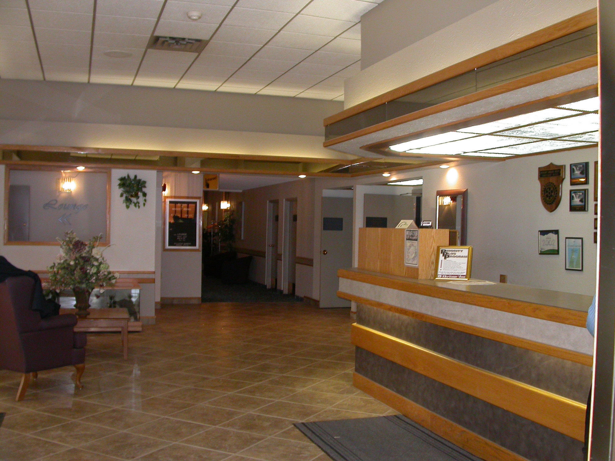 Heritage Inn Hotel & Convention Centre - Pincher Creek Beltér fotó